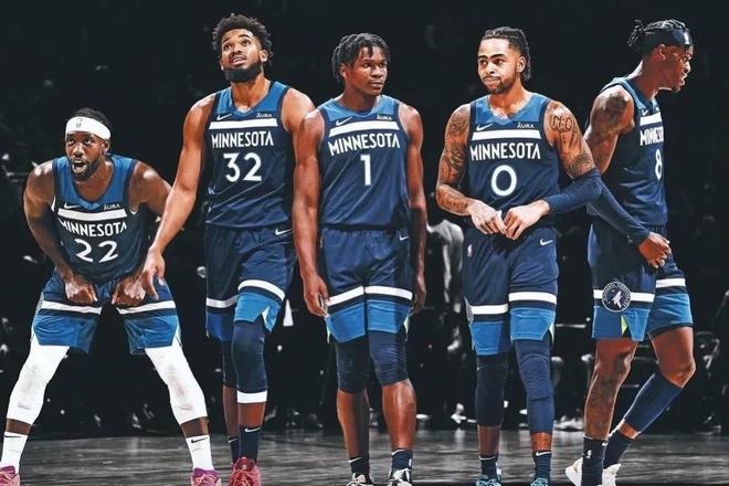 科沃德在30分钟内打出23分14板5助&历史第二位新秀