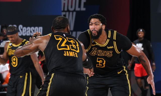 直落两盘！石宇奇2-0击败安东森 获得天王杯冠军