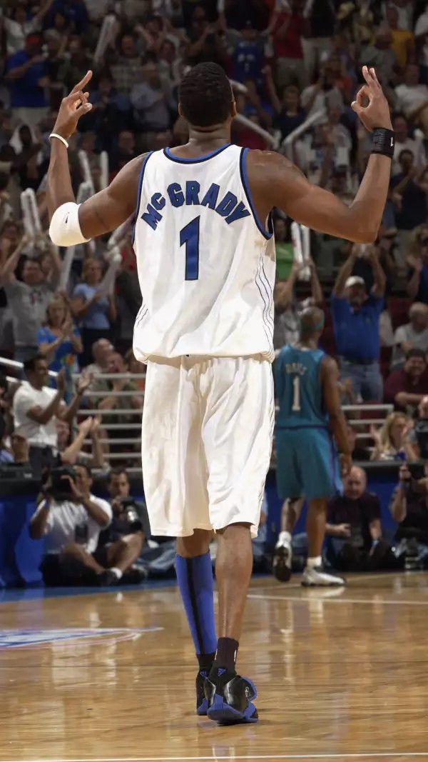 乌迪内斯3-0恩波利迎三轮不败，埃克伦坎普梅开二度