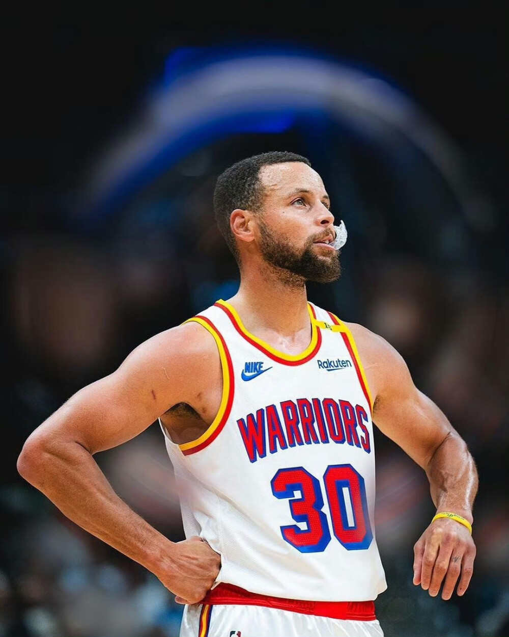 约基奇生涯3次100%命中率砍25+，历史上仅张伯伦更多