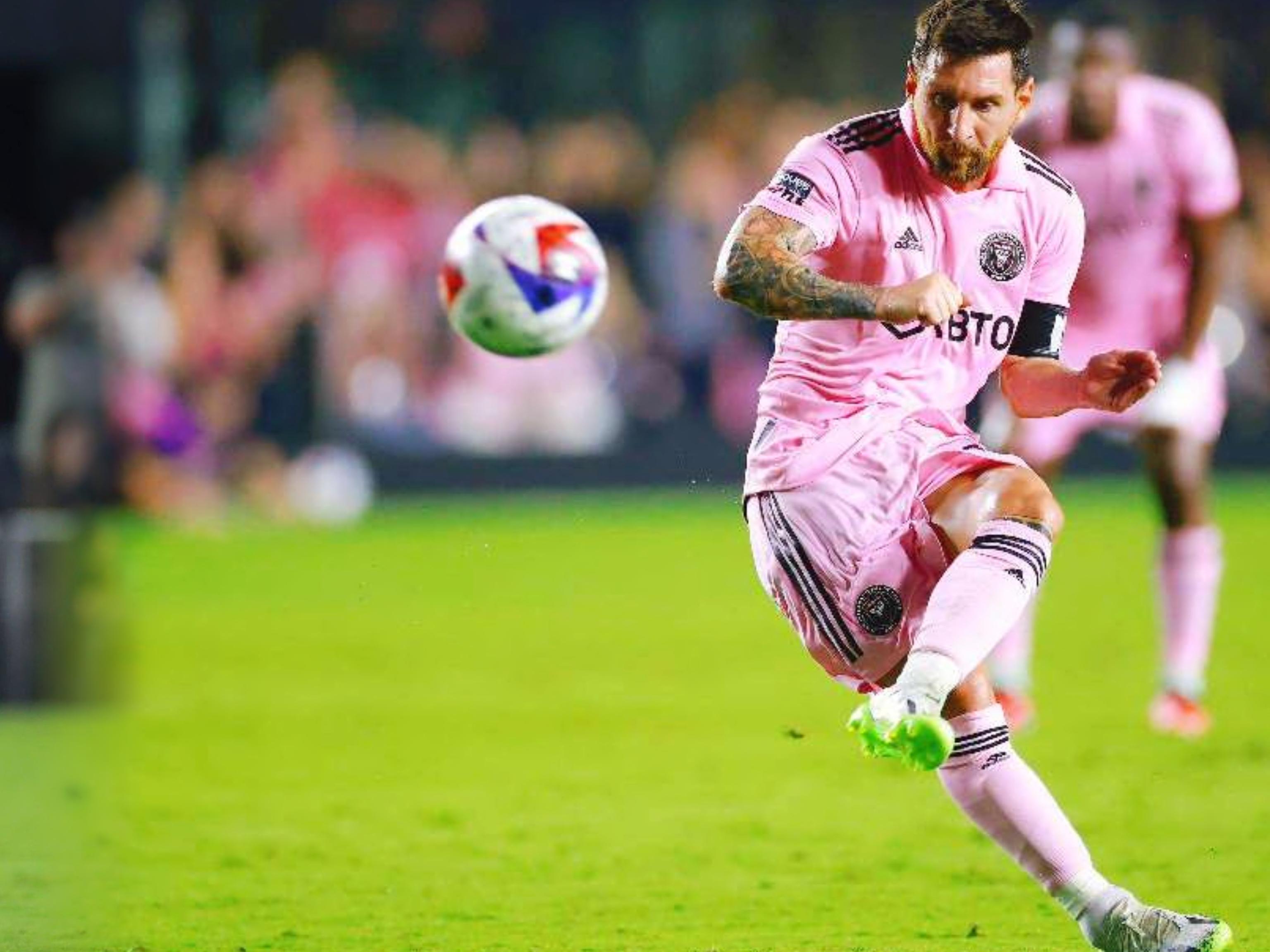 博主：17岁国足新星魏祥鑫飞赴巴黎开启留洋