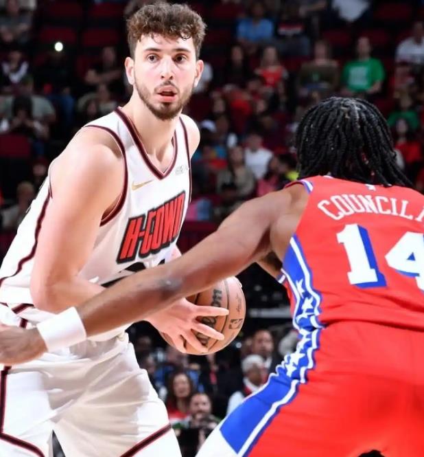 [NBA]76人三巨头73分三杀奇才 恩比德28+7马克西22+8乔治23分